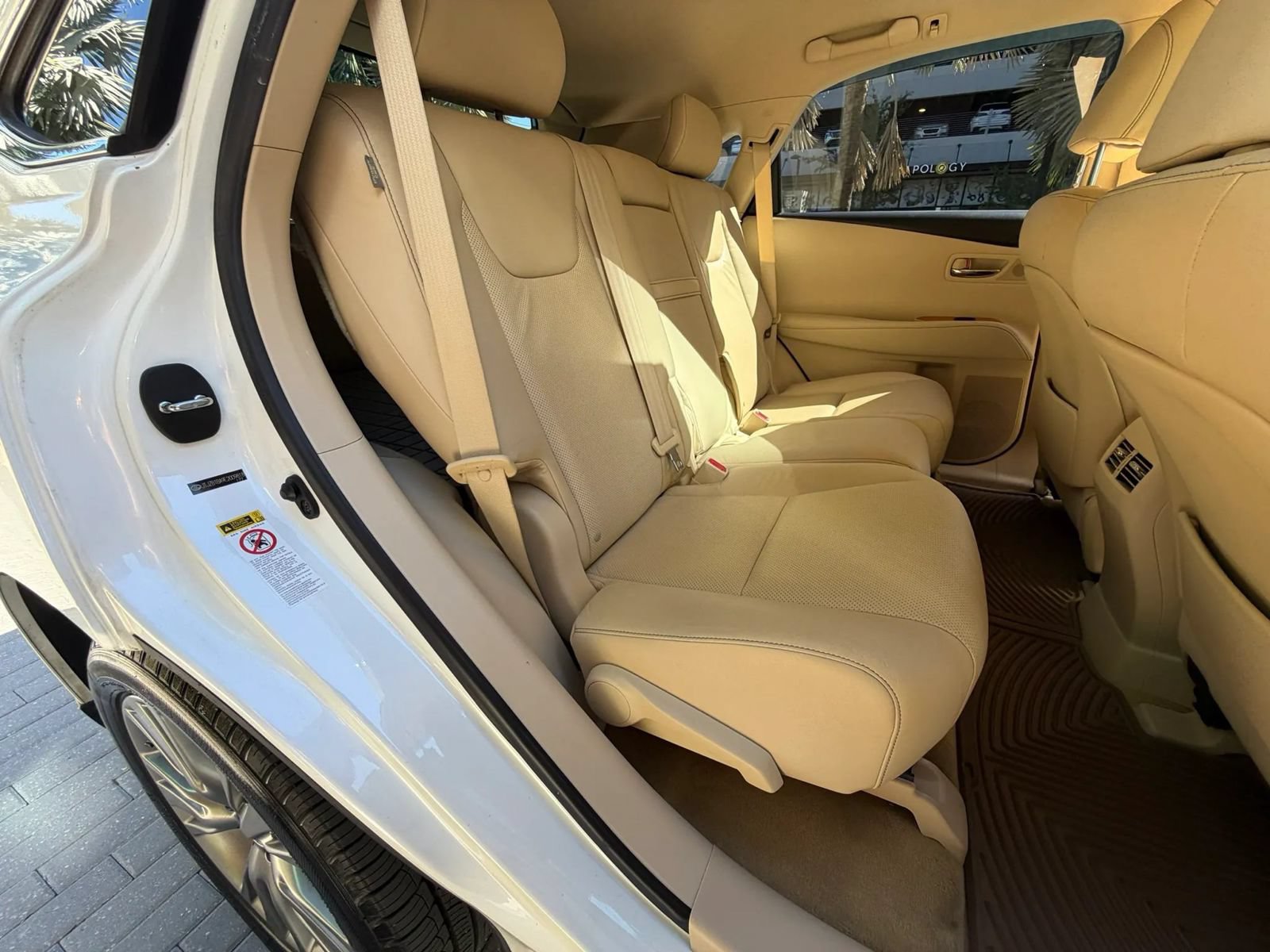 Used 2014 Lexus RX 450h FWD image 20