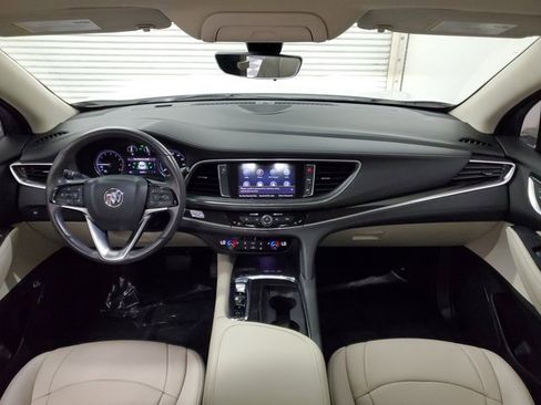 Used 2024 Buick Enclave Essence w/ Technology Package image 10