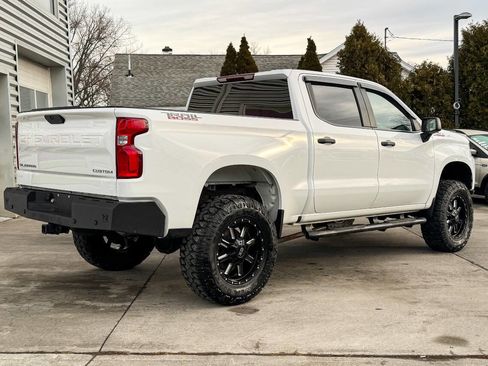 Used 2019 Chevrolet Silverado 1500 Custom Trail Boss w/ Custom Convenience Package image 3