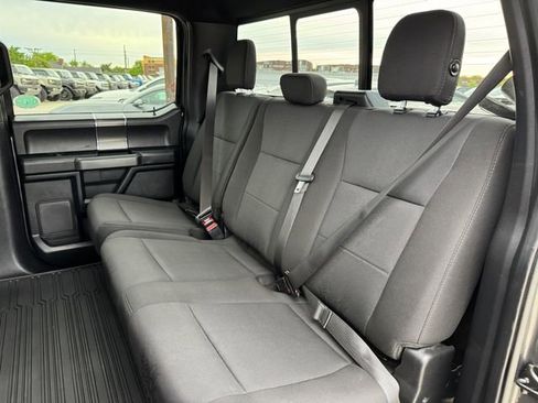 Used 2019 Ford F150 XLT w/ Equipment Group 302A Luxury AWD/4WD image 17