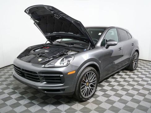 Certified 2023 Porsche Cayenne Coupe image 34
