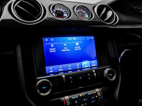 Used 2022 Ford Mustang Shelby GT500 w/ Carbon Fiber Track Pack image 68