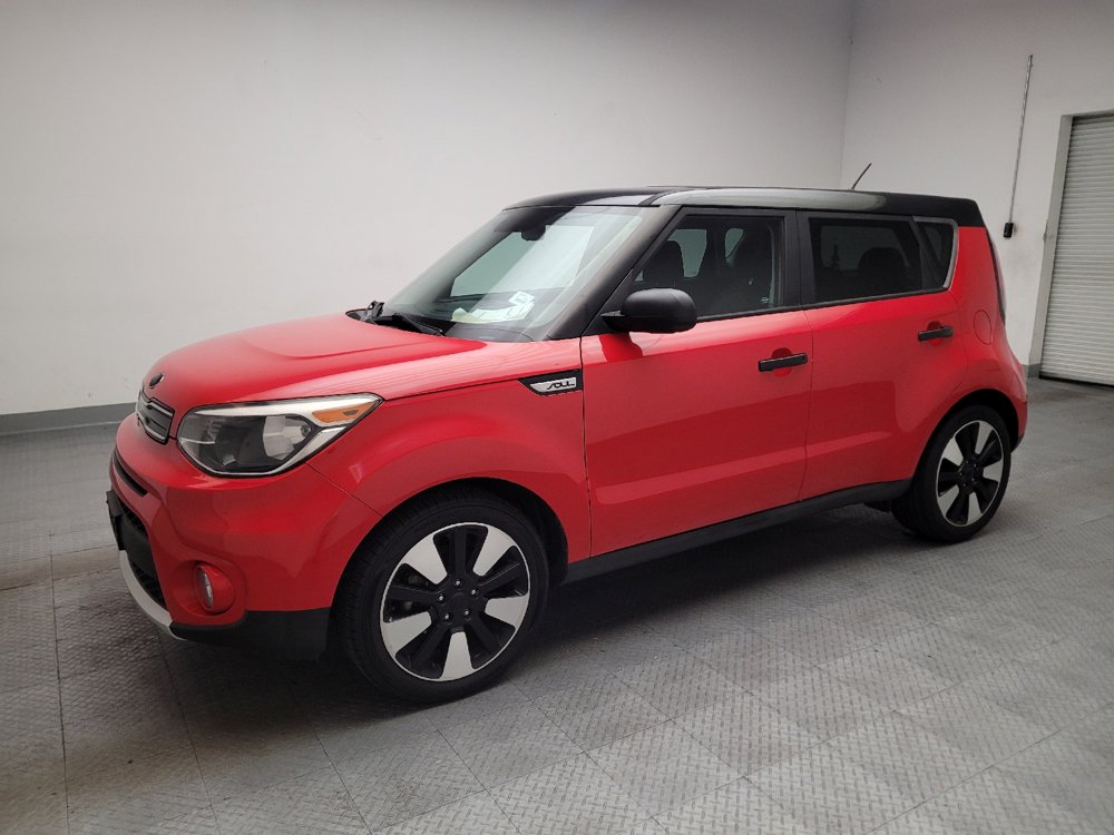 Used 2017 Kia Soul + w/ Designer's Package FWD image 2