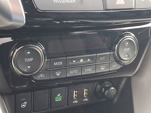 Used 2024 Mitsubishi Eclipse Cross SEL image 15