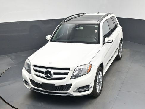 Used 2015 Mercedes-Benz GLK 350 4MATIC image 41
