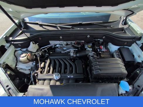 Used 2018 Volkswagen Atlas SEL Premium AWD/4WD image 32