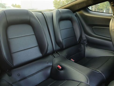 Used 2016 Ford Mustang Premium RWD image 19