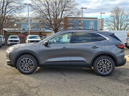 New 2026 Ford Escape Phev w/ Class II Trailer Tow Package image 11