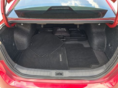 Certified 2024 Nissan Altima 2.5 SV FWD image 26
