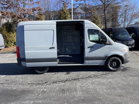 New 2026 Mercedes-Benz Sprinter 2500 image 6