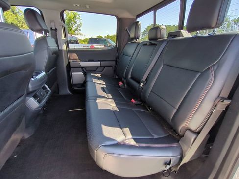 Used 2021 Ford F150 Lariat w/ Max Trailer Tow Package AWD/4WD image 17
