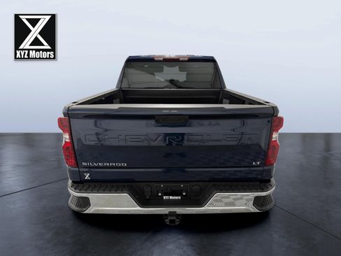 Used 2023 Chevrolet Silverado 1500 LT AWD/4WD image 5
