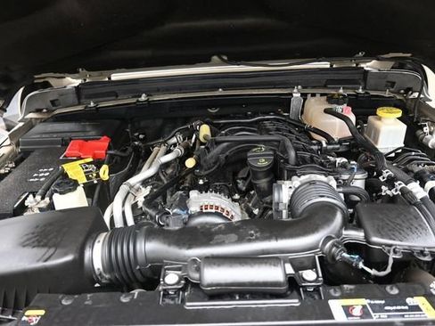 Used 2022 Jeep Gladiator Mojave w/ LED Lighting Group AWD/4WD image 28