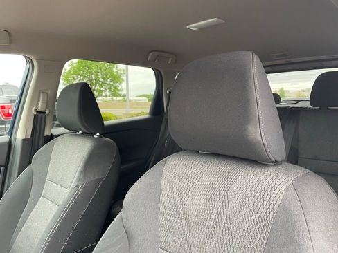 Used 2025 Nissan Rogue SV image 22