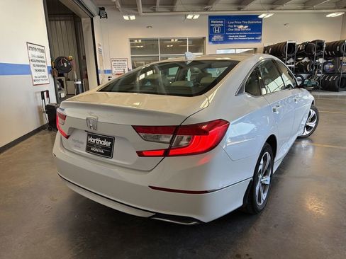 Used 2018 Honda Accord EX image 5