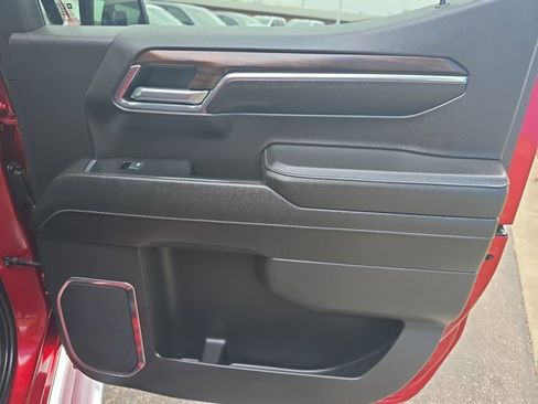 Used 2024 GMC Sierra 1500 SLT w/ SLT Premium Plus Package image 21