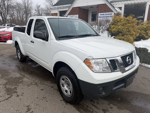 Used 2016 Nissan Frontier S RWD image 6
