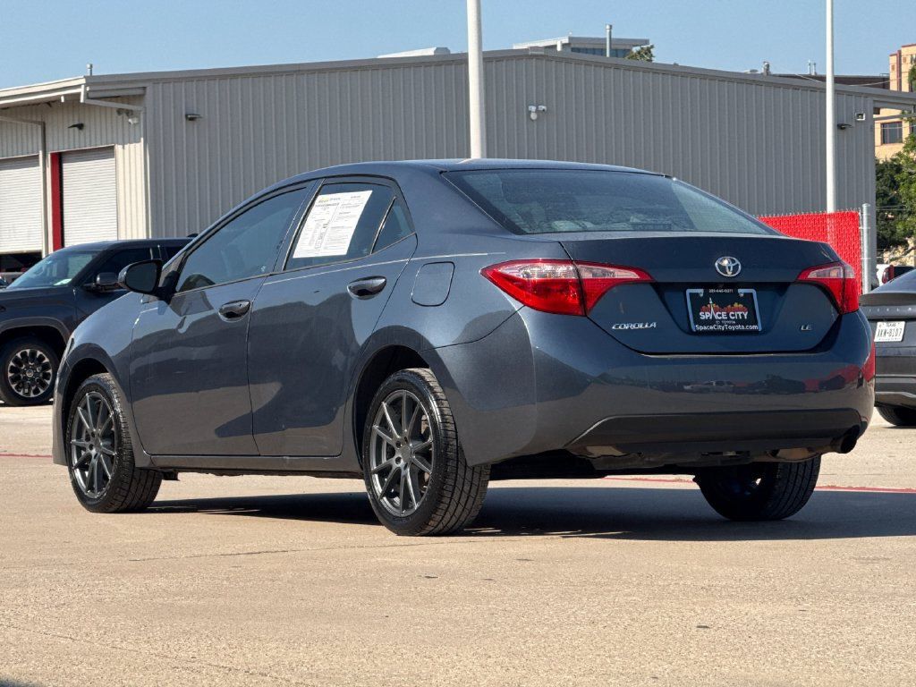 Used 2017 Toyota Corolla LE FWD image 4