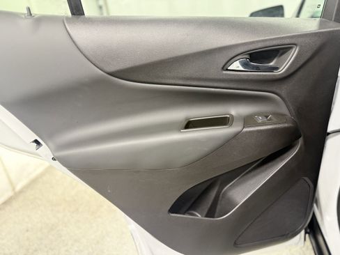 Certified 2024 Chevrolet Equinox LT image 28