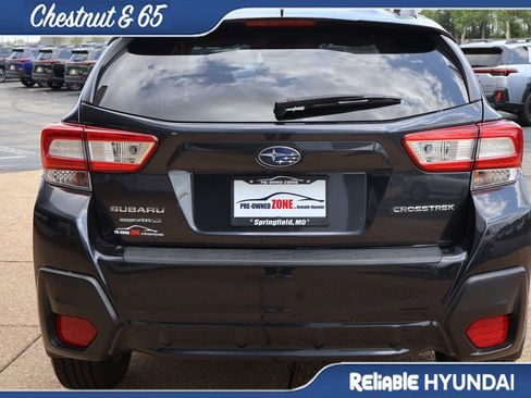 Used 2019 Subaru Crosstrek 2.0i w/ Eyesight System image 5