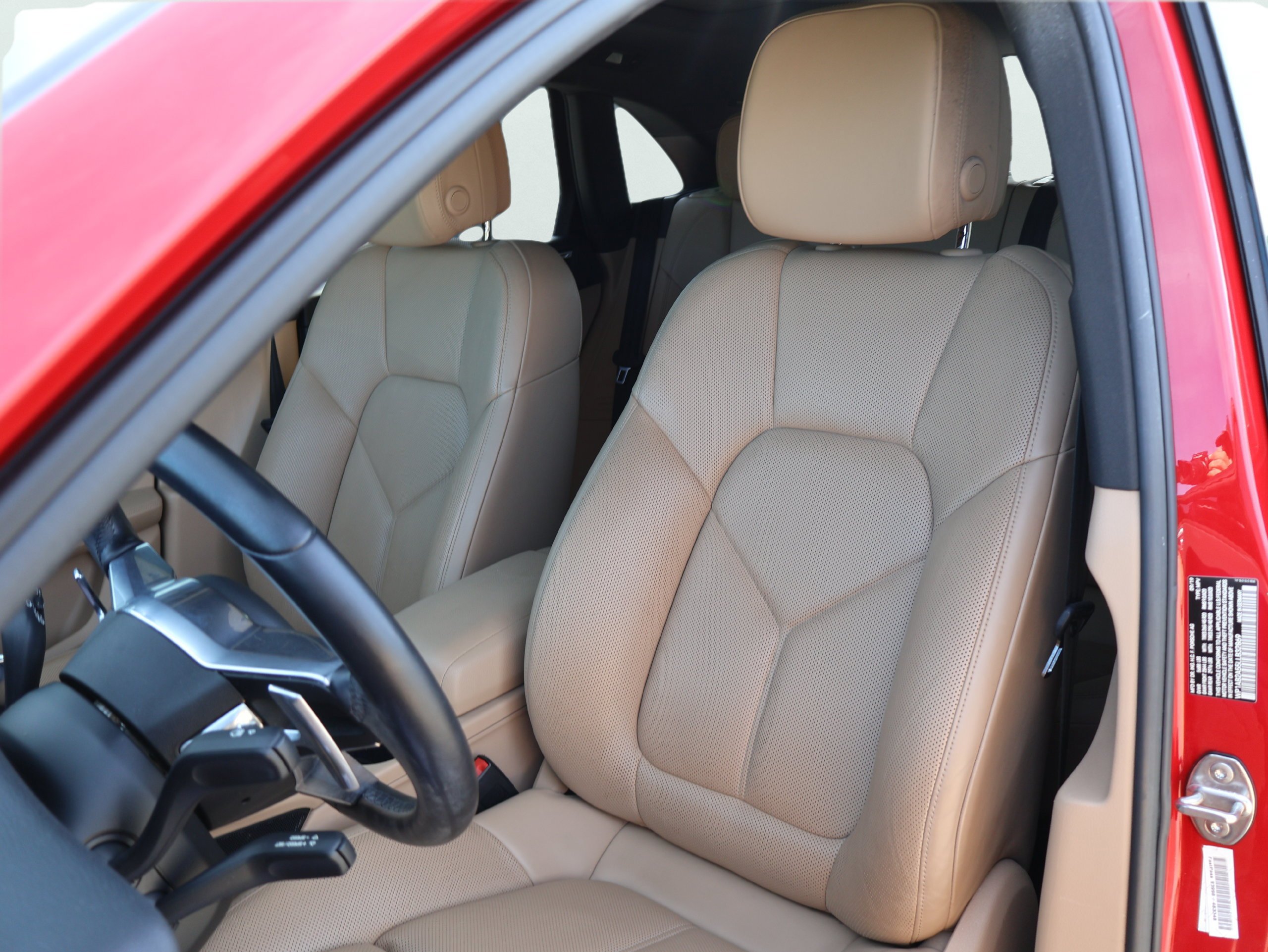Used 2020 Porsche Macan S AWD/4WD image 5