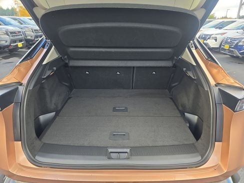 Used 2023 Nissan Ariya FWD image 29