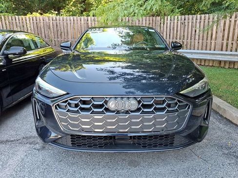 Used 2025 Audi A5 2.0T Premium AWD/4WD image 2