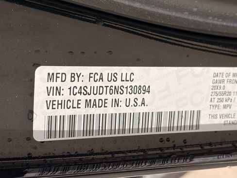 Used 2022 Jeep Wagoneer Series III w/ Flexible Seating Group RWD image 26