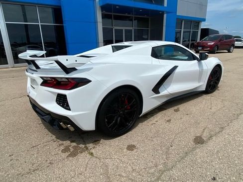 Used 2024 Chevrolet Corvette Stingray Premium Conv w/ Battery Protection Package RWD image 3