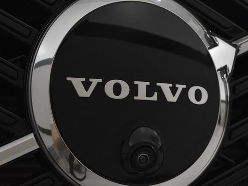 Used 2026 Volvo XC90 B6 Ultra w/ Lounge Package AWD/4WD image 14
