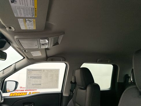 New 2026 Nissan Frontier SV w/ SV Convenience Package RWD image 15