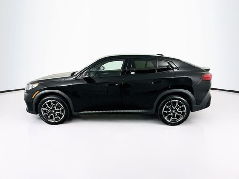Used 2026 BMW X2 xDrive28i AWD/4WD image 4