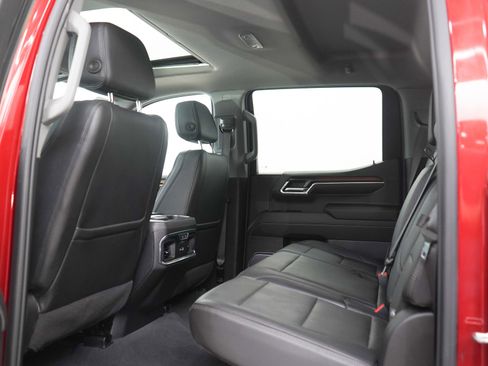 Used 2024 GMC Sierra 1500 Denali w/ Denali Reserve Package AWD/4WD image 18