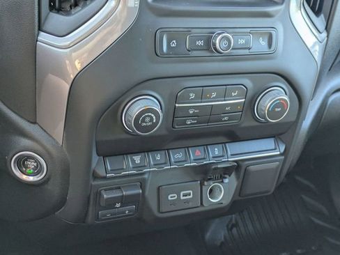 Used 2024 Chevrolet Silverado 3500 W/T image 18