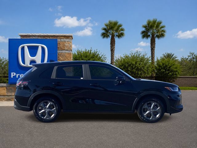 Certified 2026 Honda HR-V LX image 6