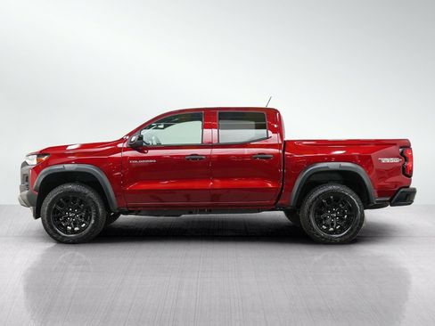 Used 2026 Chevrolet Colorado Trail Boss AWD/4WD image 2