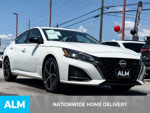 Used 2024 Nissan Altima 2.5 SR FWD image 4
