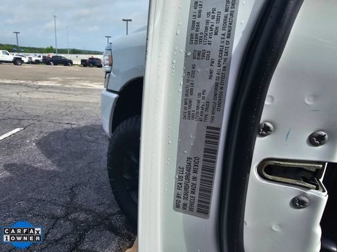 Used 2024 RAM 2500 Laramie w/ Safety Group AWD/4WD image 15