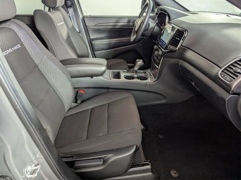 Certified 2021 Jeep Grand Cherokee Freedom Edition image 32