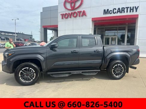 Certified 2025 Toyota Tacoma TRD Sport w/ TRD Sport Upgrade Package AWD/4WD image 16