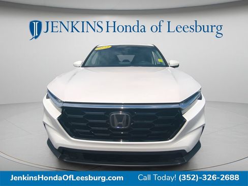 Certified 2024 Honda CR-V EX image 8