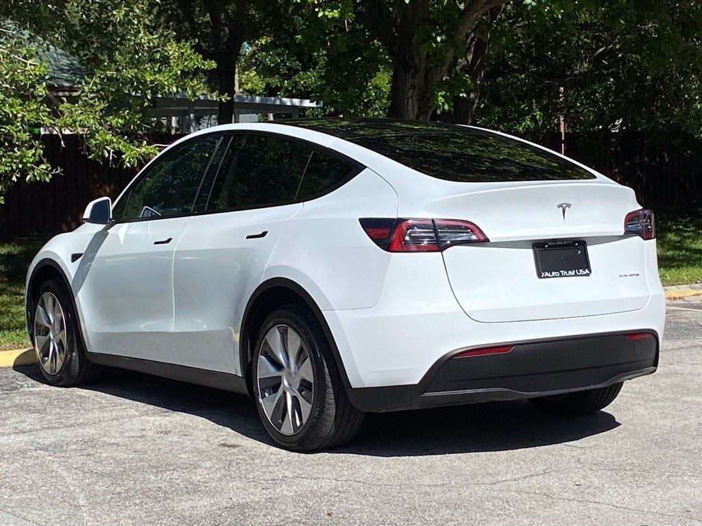 Used 2023 Tesla Model Y Long Range AWD/4WD image 9