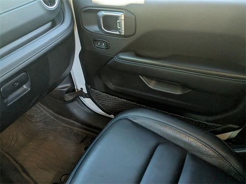 Used 2024 Jeep Wrangler High Altitude image 19