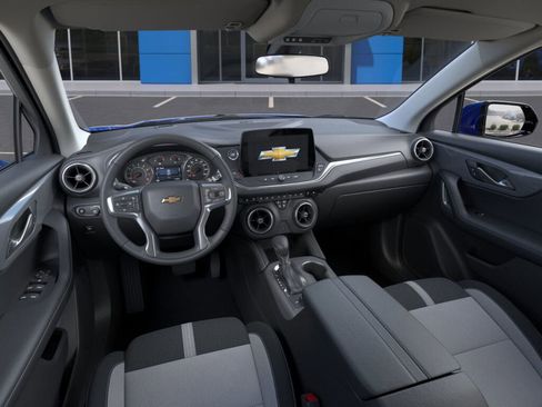 New 2025 Chevrolet Blazer LT image 16