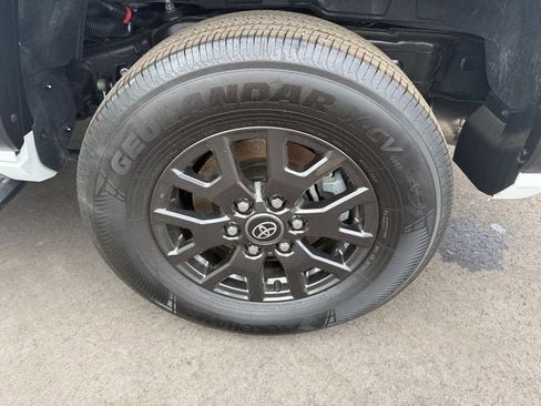 Used 2025 Toyota 4Runner SR5 image 7