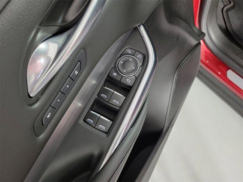 Certified 2024 Cadillac XT4 Premium Luxury image 20