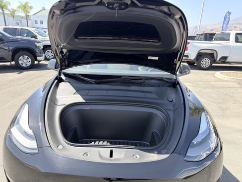 Used 2022 Tesla Model Y Performance AWD/4WD image 45