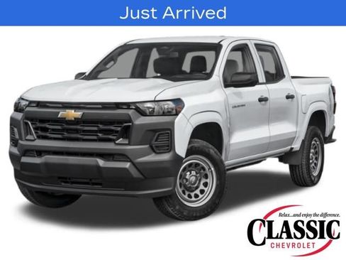 Used 2025 Chevrolet Colorado Trail Boss image 1