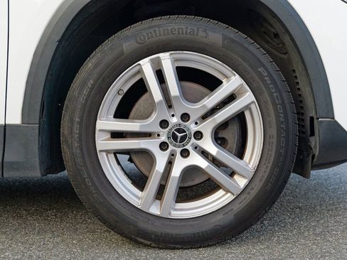 Used 2022 Mercedes-Benz GLA 250 4MATIC image 12