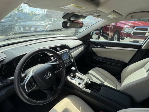 Used 2020 Honda Civic LX image 7
